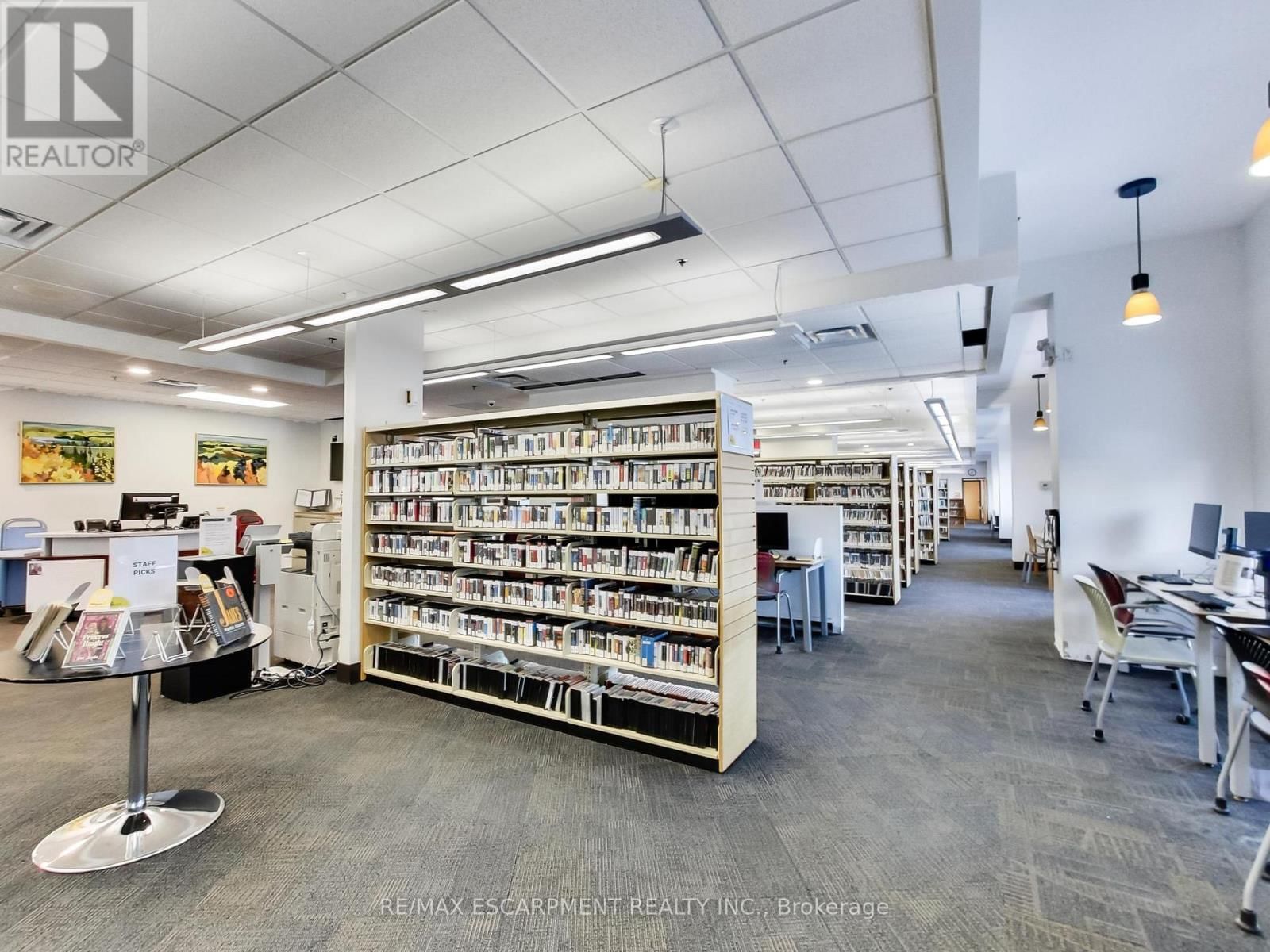 100 - 540 PLAINS ROAD EAST Image 35