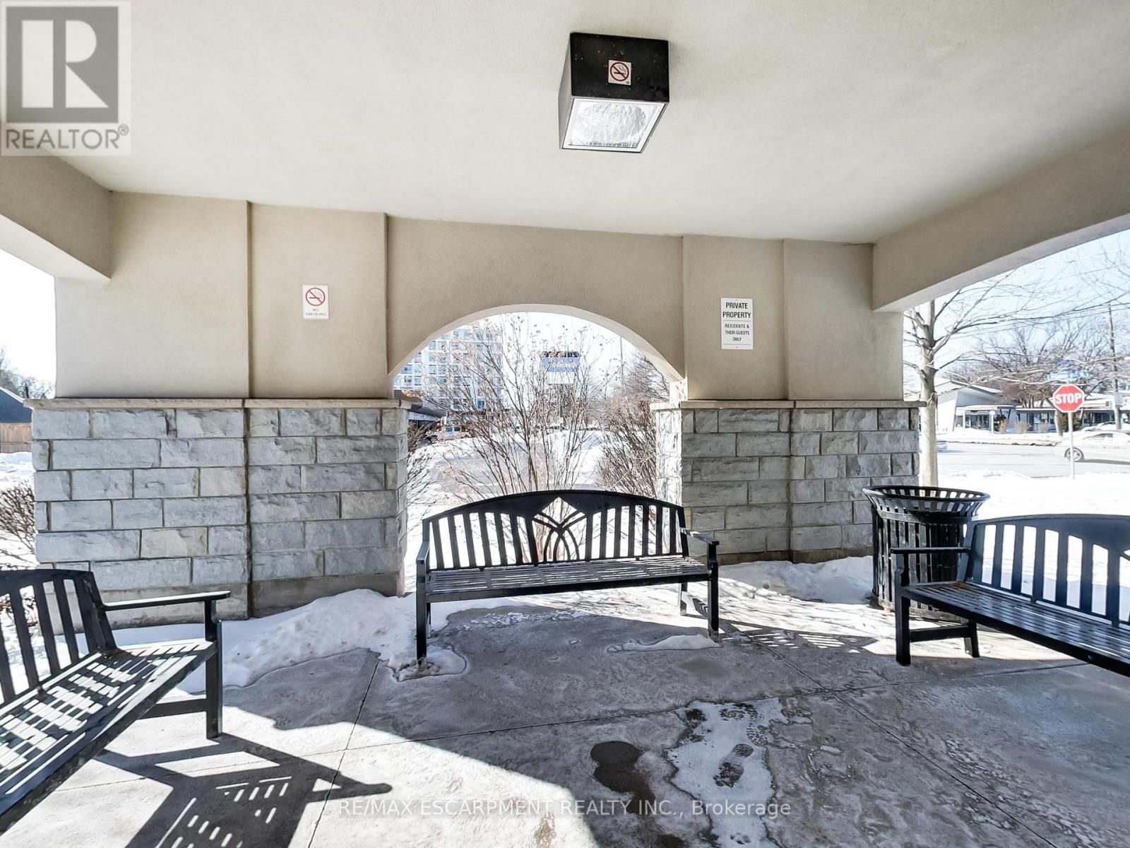 100 - 540 PLAINS ROAD EAST Image 39