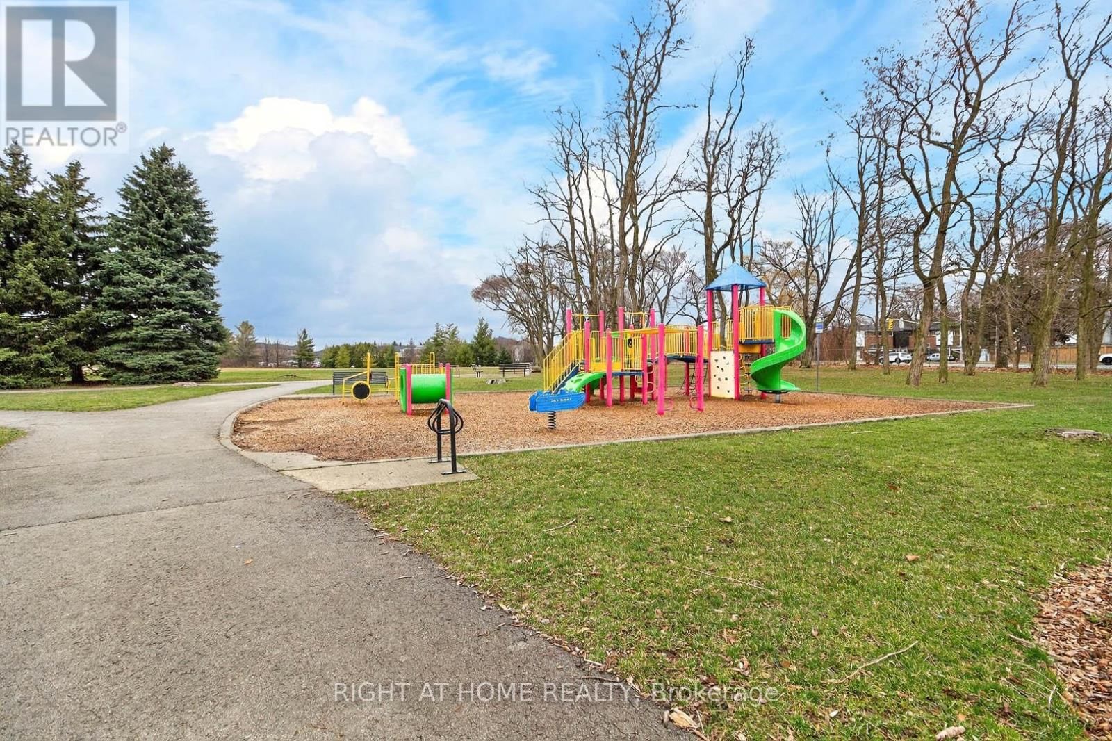 531 FOTHERGILL BOULEVARD Image 27