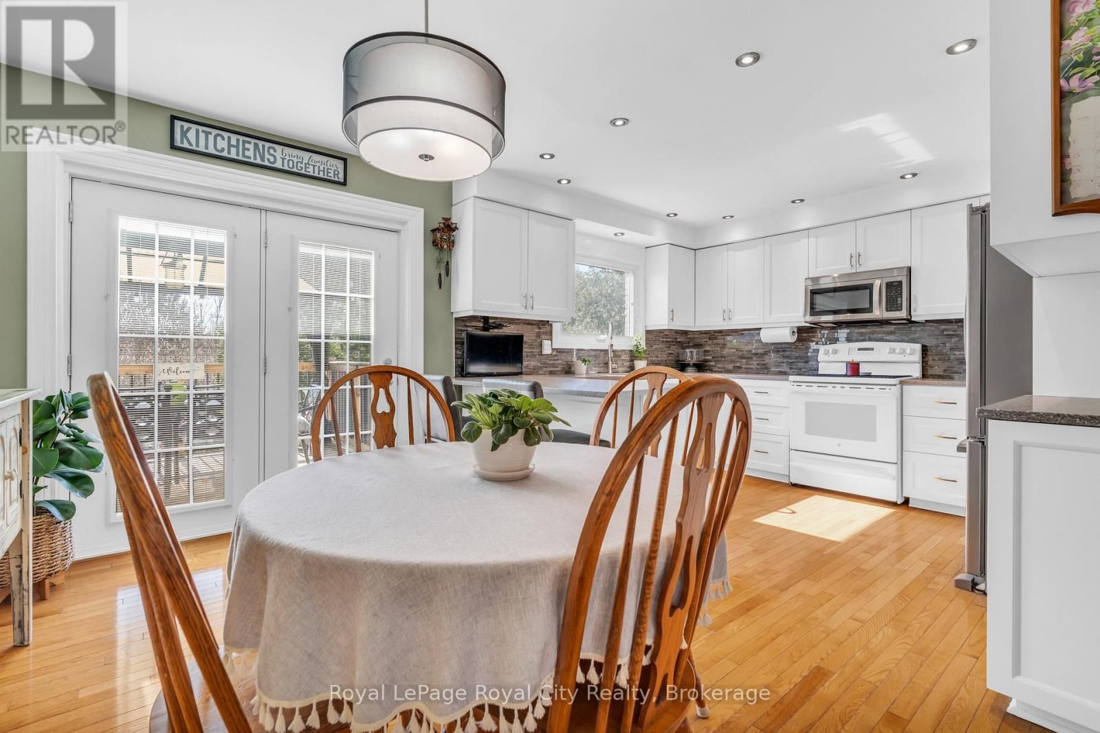 1548 TROIKA COURT Image 14