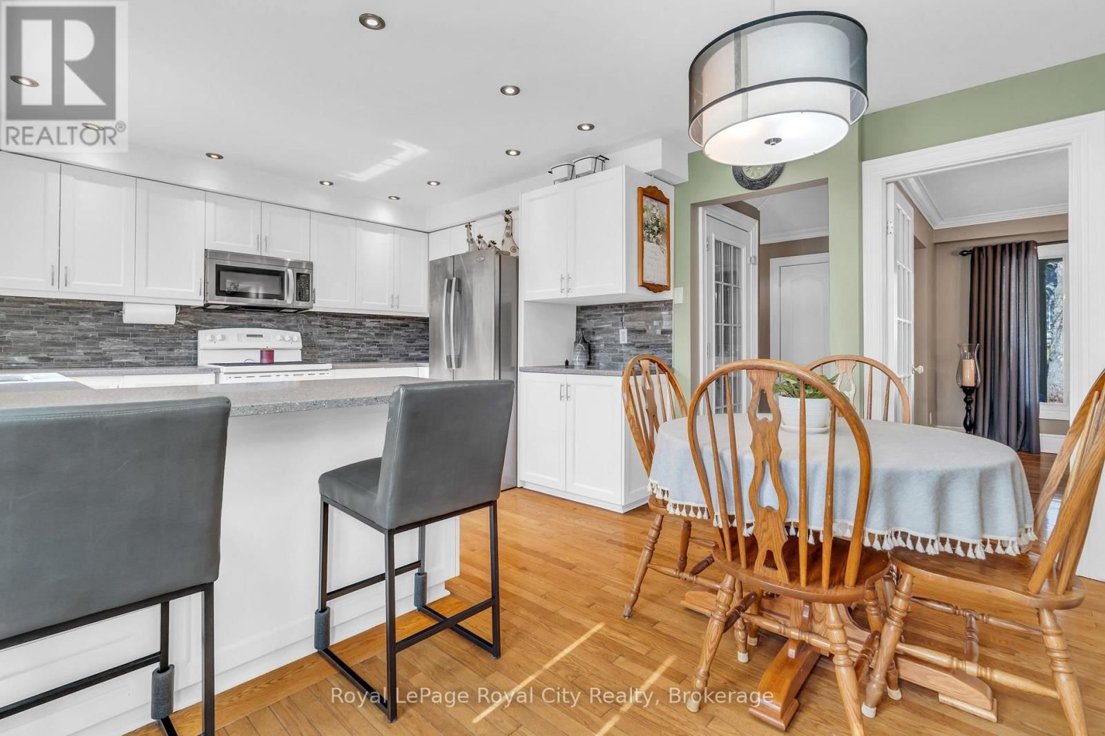 1548 TROIKA COURT Image 15