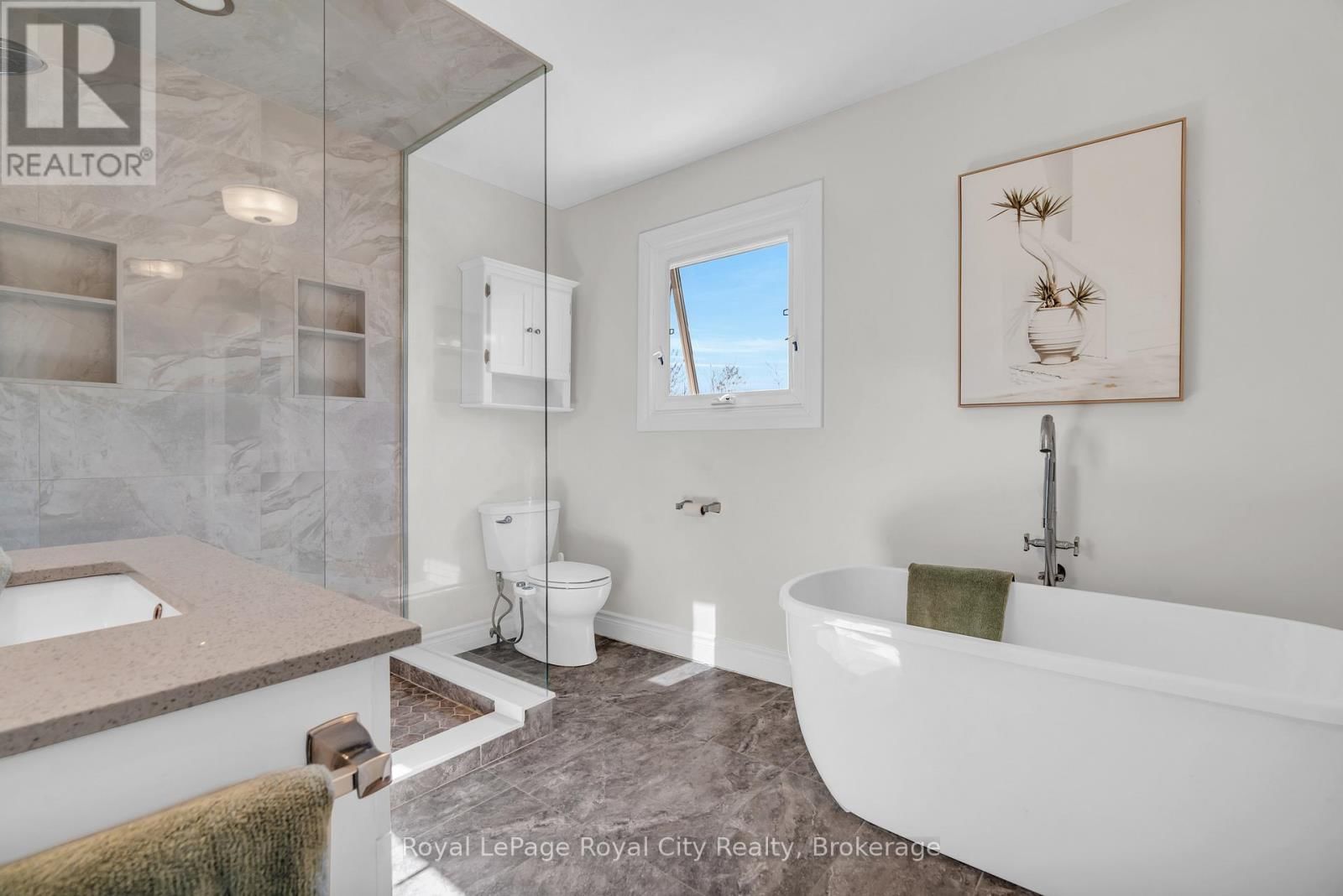 1548 TROIKA COURT Image 22