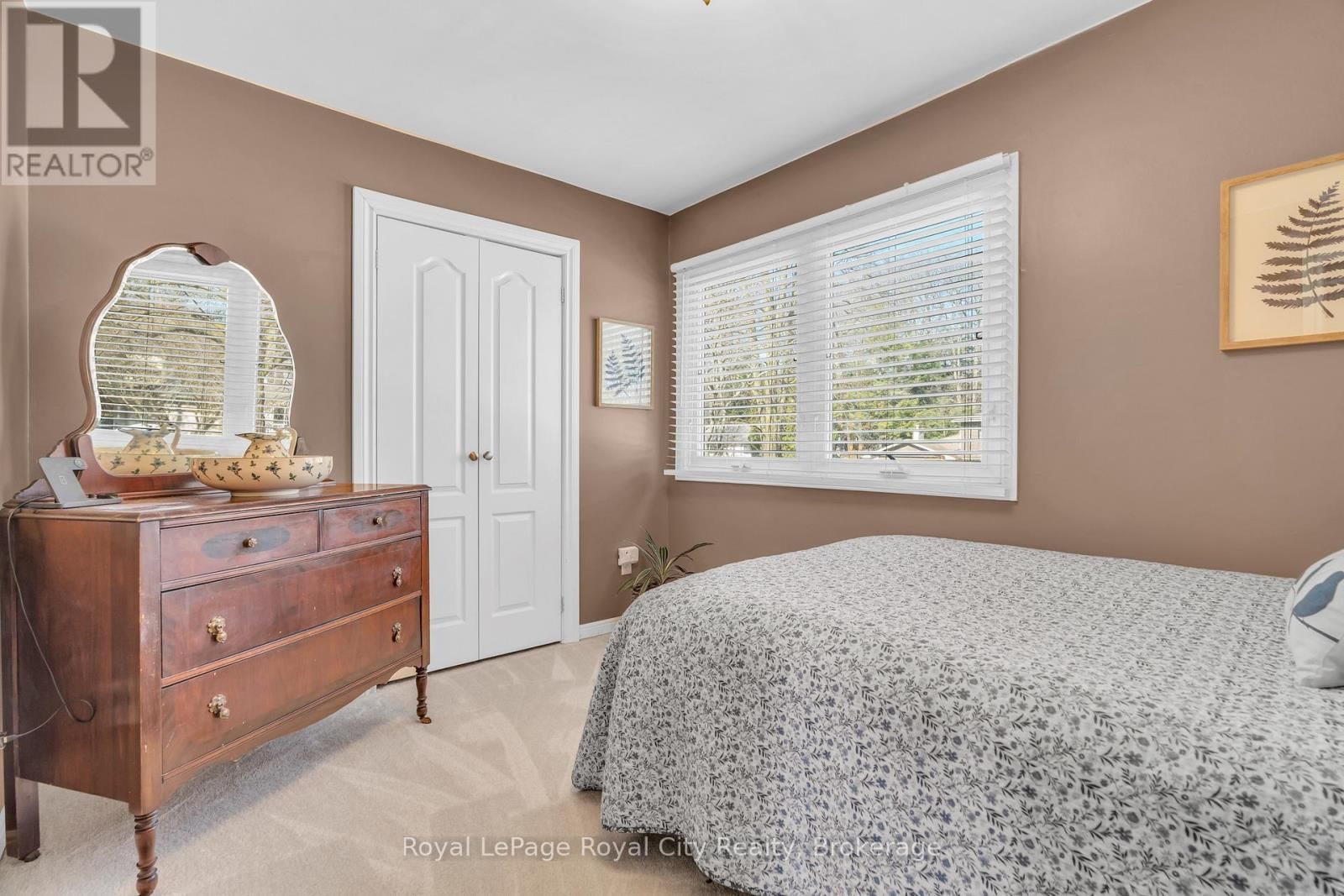 1548 TROIKA COURT Image 28