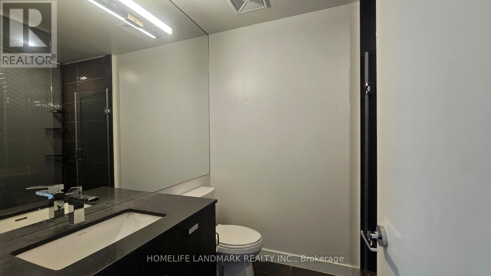 501 - 10 DE BOERS DRIVE Image 18