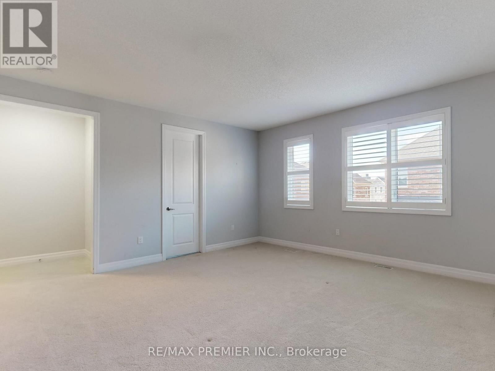 140 MAGNOLIA CRESCENT Image 22