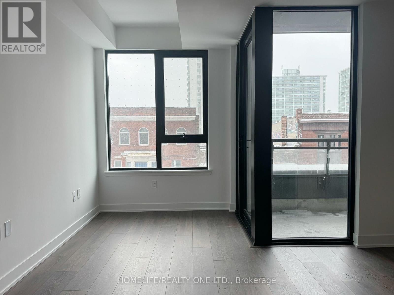 308 - 758 DOVERCOURT ROAD Image 4