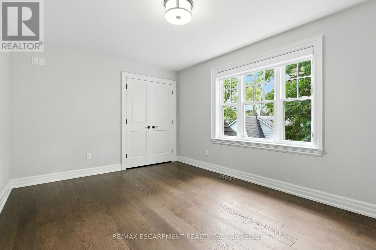 391 PATRICIA DRIVE Image 33