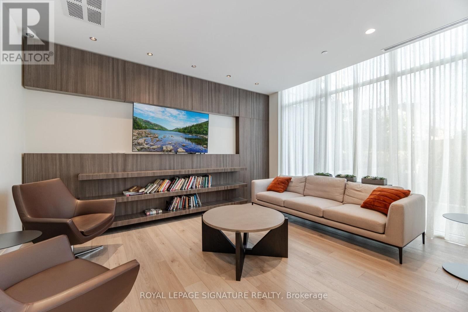 208 - 1787 ST CLAIR AVENUE WEST Image 18