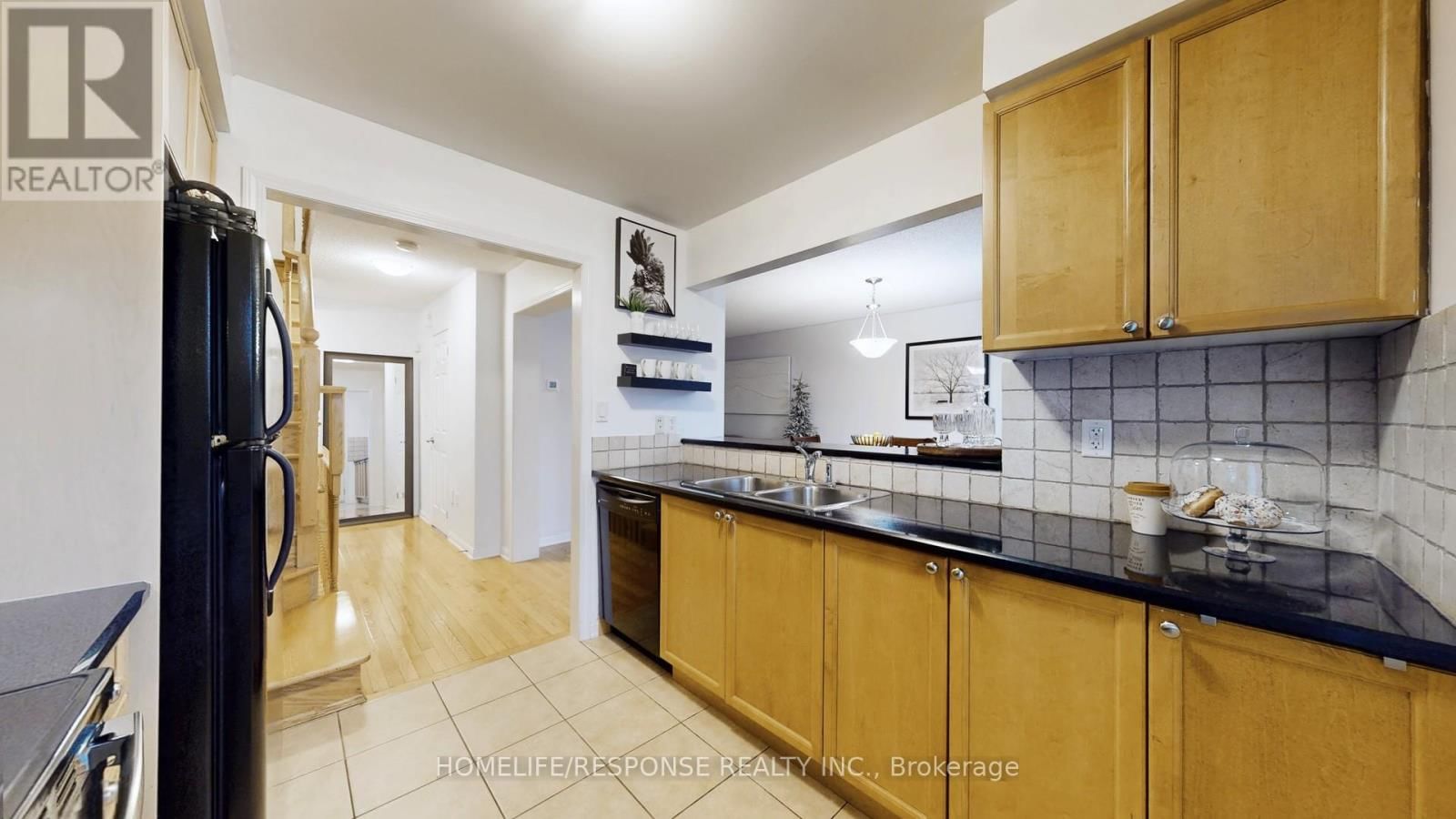 931 DEVERELL PLACE Image 16