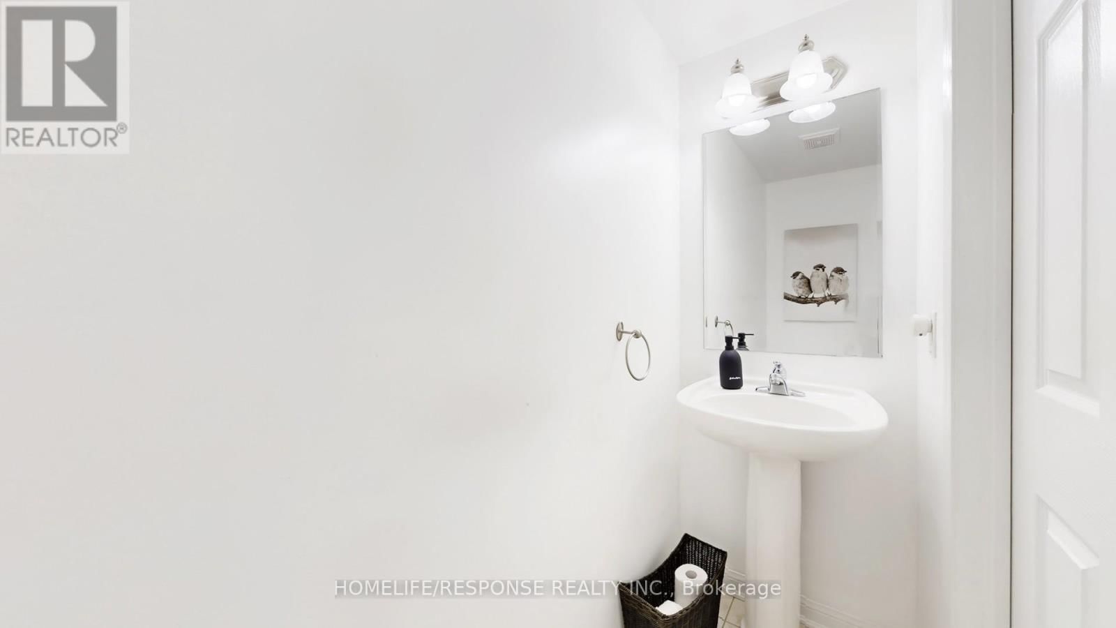 931 DEVERELL PLACE Image 17