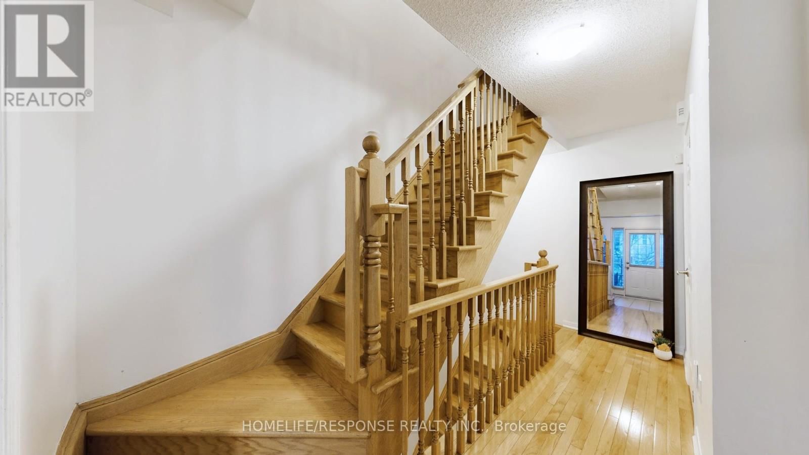 931 DEVERELL PLACE Image 19