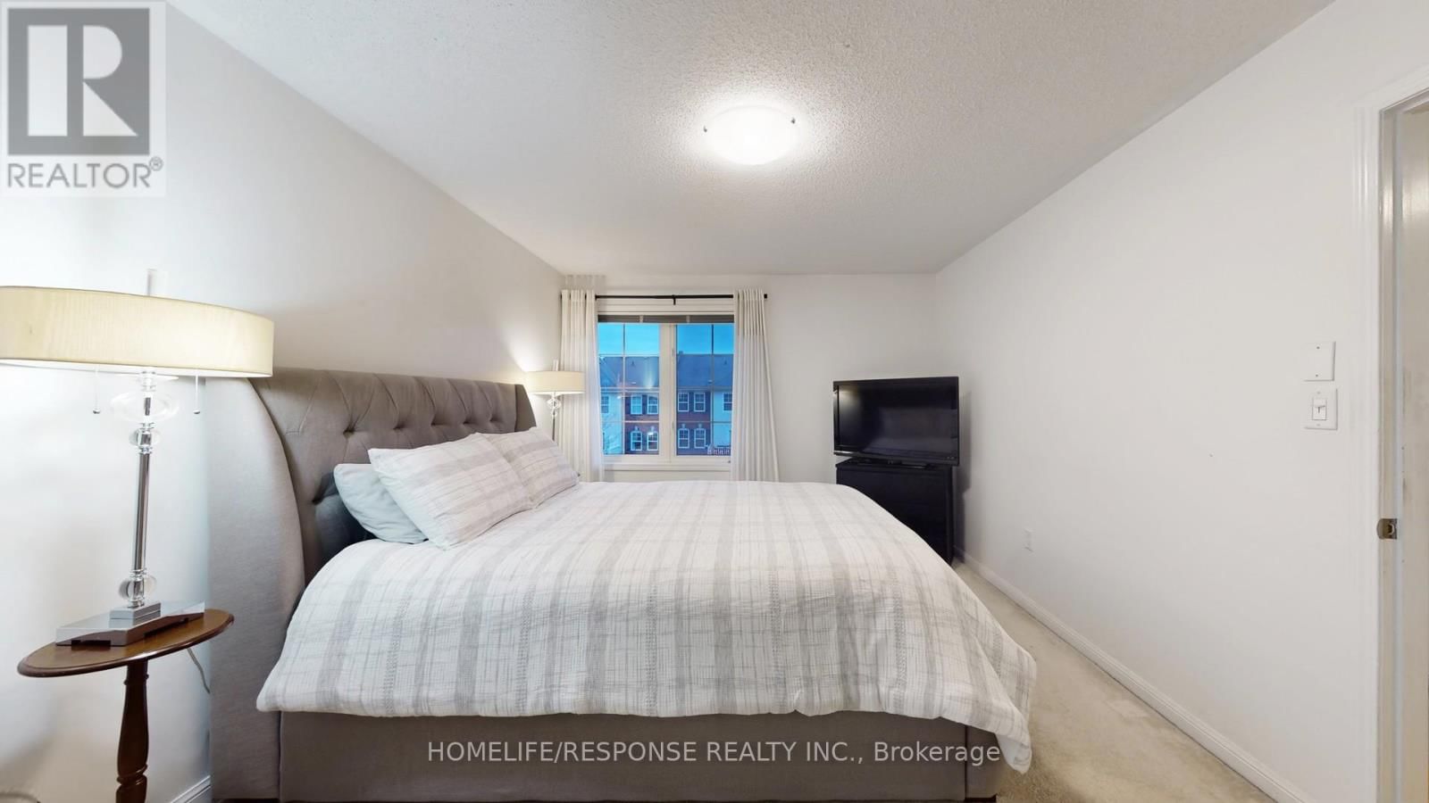 931 DEVERELL PLACE Image 22