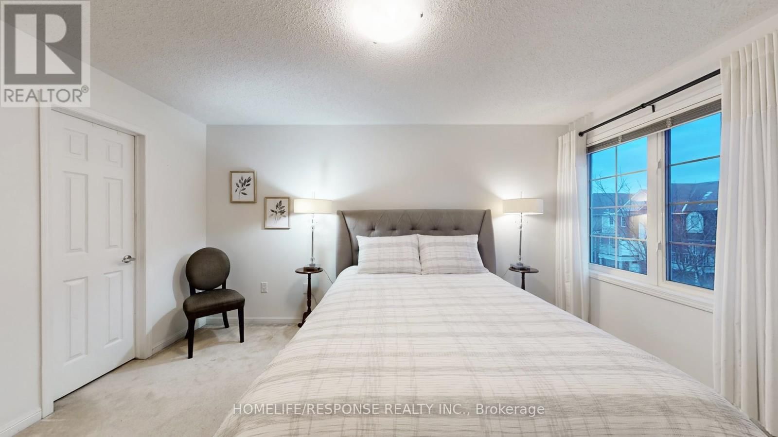 931 DEVERELL PLACE Image 23