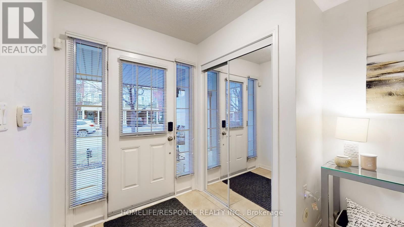 931 DEVERELL PLACE Image 36