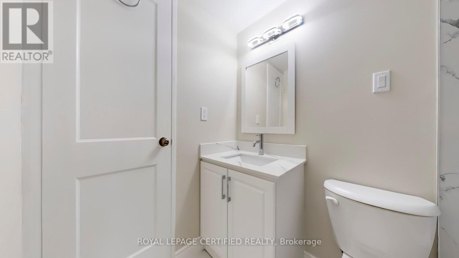 304 - 320 DIXON ROAD Image 23