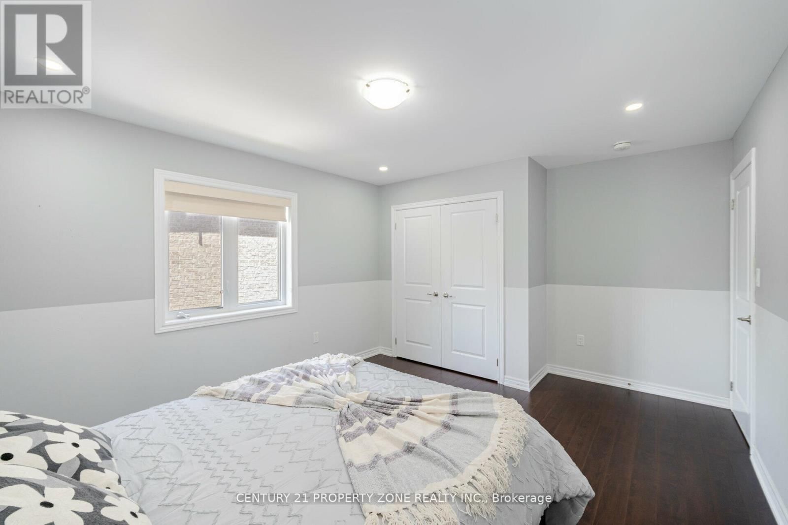 8 TEAL CREST CIRCLE Image 42