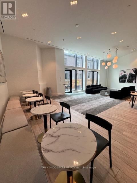 809 - 2625 DUNDAS STREET WEST Image 25