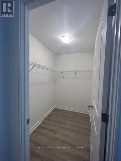 207 - 25 NEIGHBOURHOOD LANE Image 10