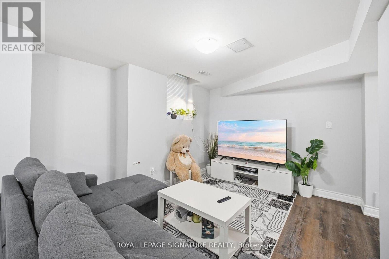 6326 MILLERS GROVE Image 36