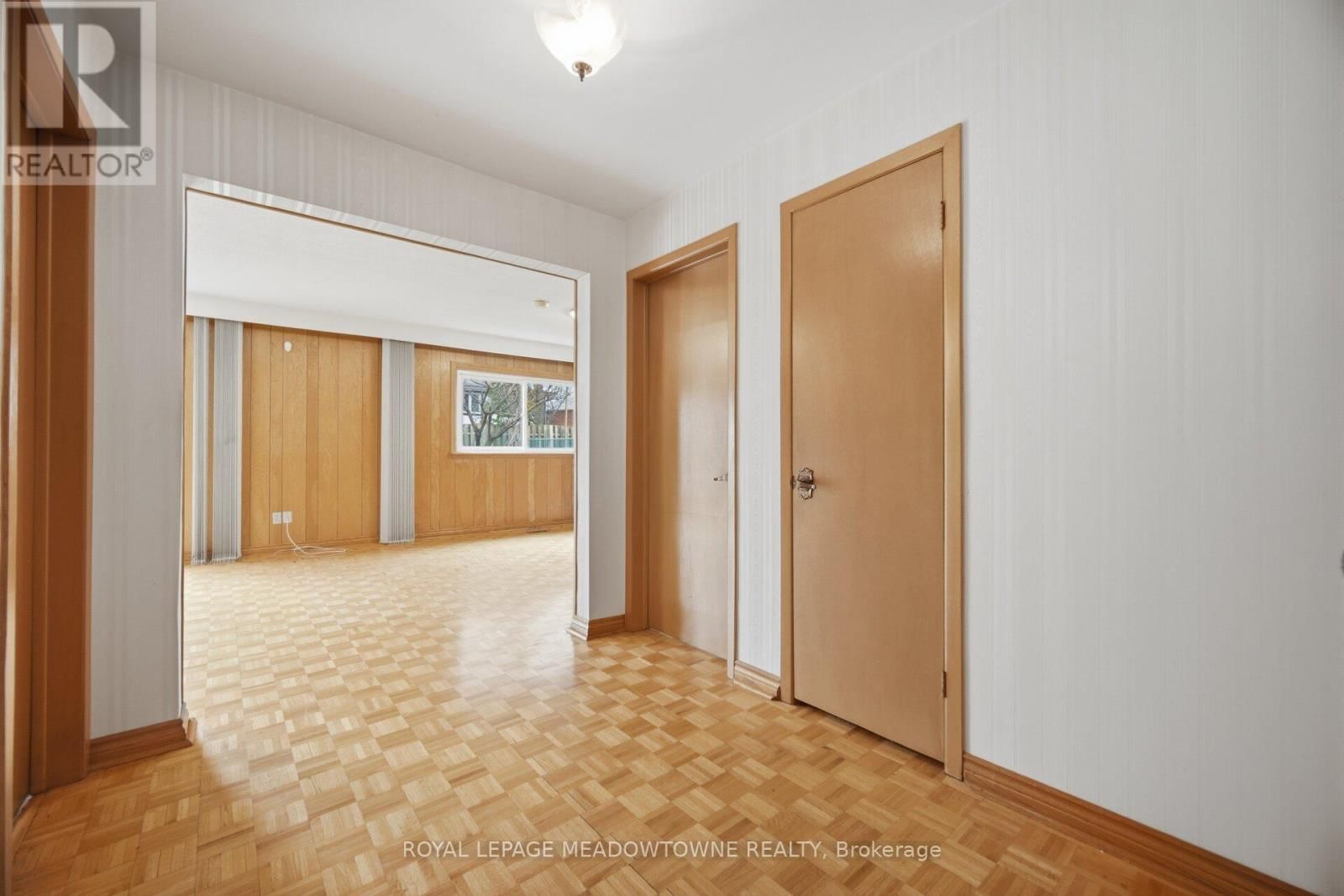 854 RUNNINGBROOK DRIVE Image 15