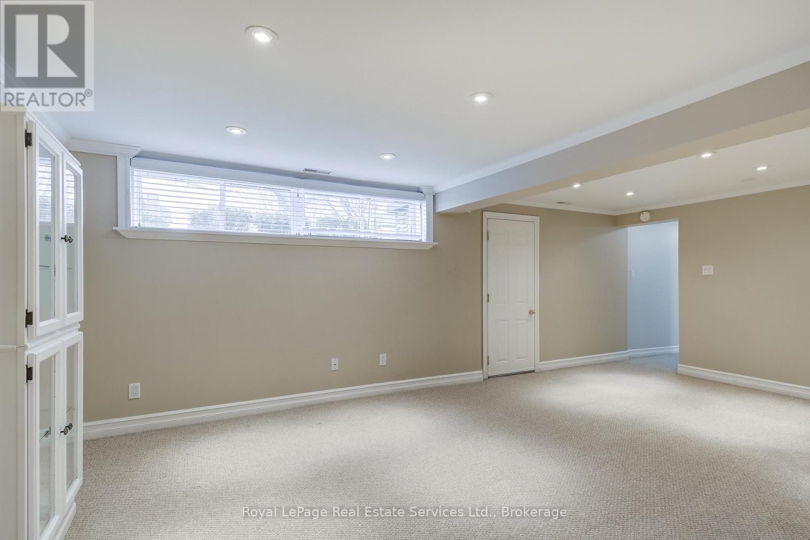 339 WEIGHTON AVENUE Image 31