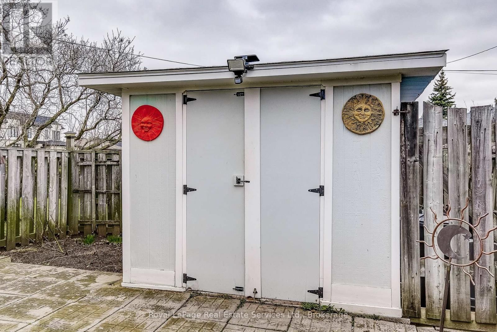 339 WEIGHTON AVENUE Image 47