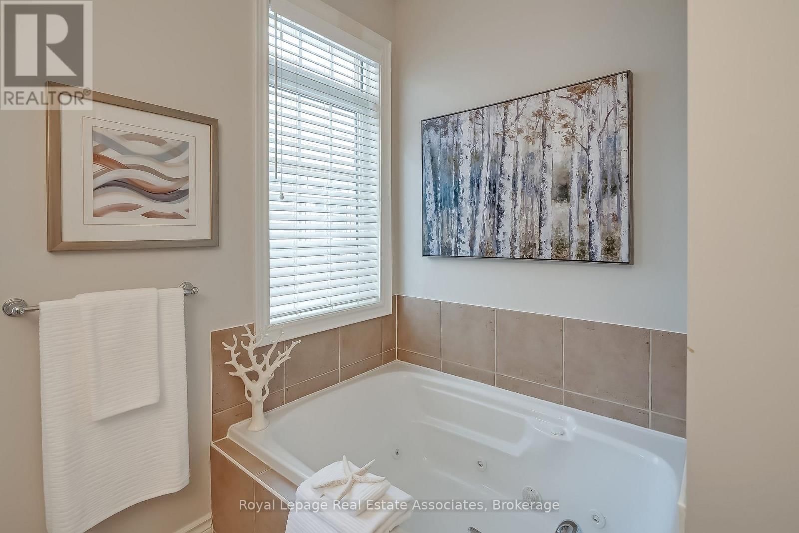 2263 WUTHERING HEIGHTS WAY Image 22