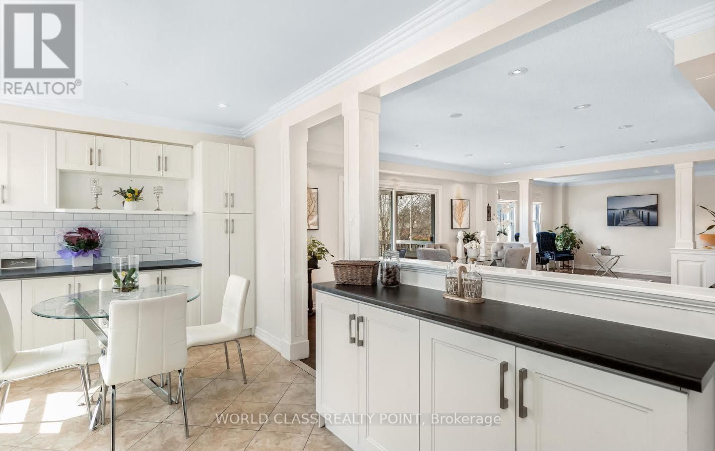 23 - 1320 HAMPTON STREET Image 12