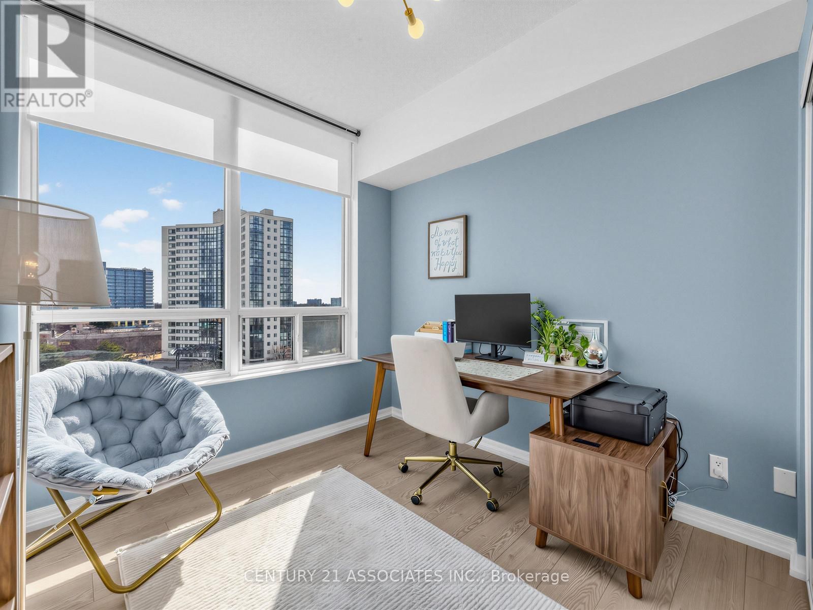 705 - 1359 RATHBURN ROAD EAST Image 12