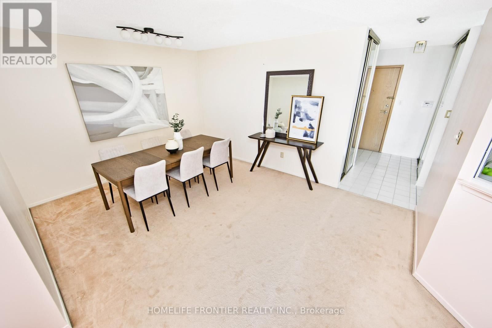 440 - 22 SOUTHPORT STREET Image 8