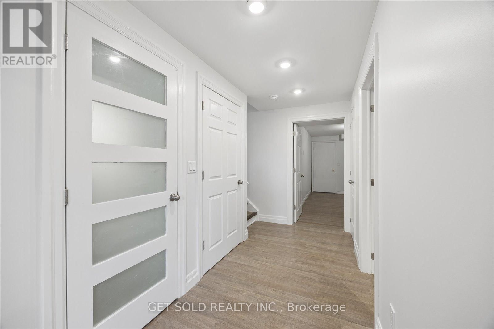 11 MAYBECK DRIVE Image 40