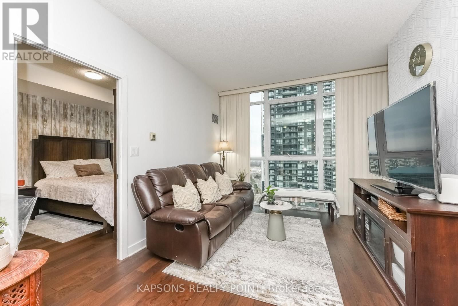 2204 - 4070 CONFEDERATION PARKWAY Image 8