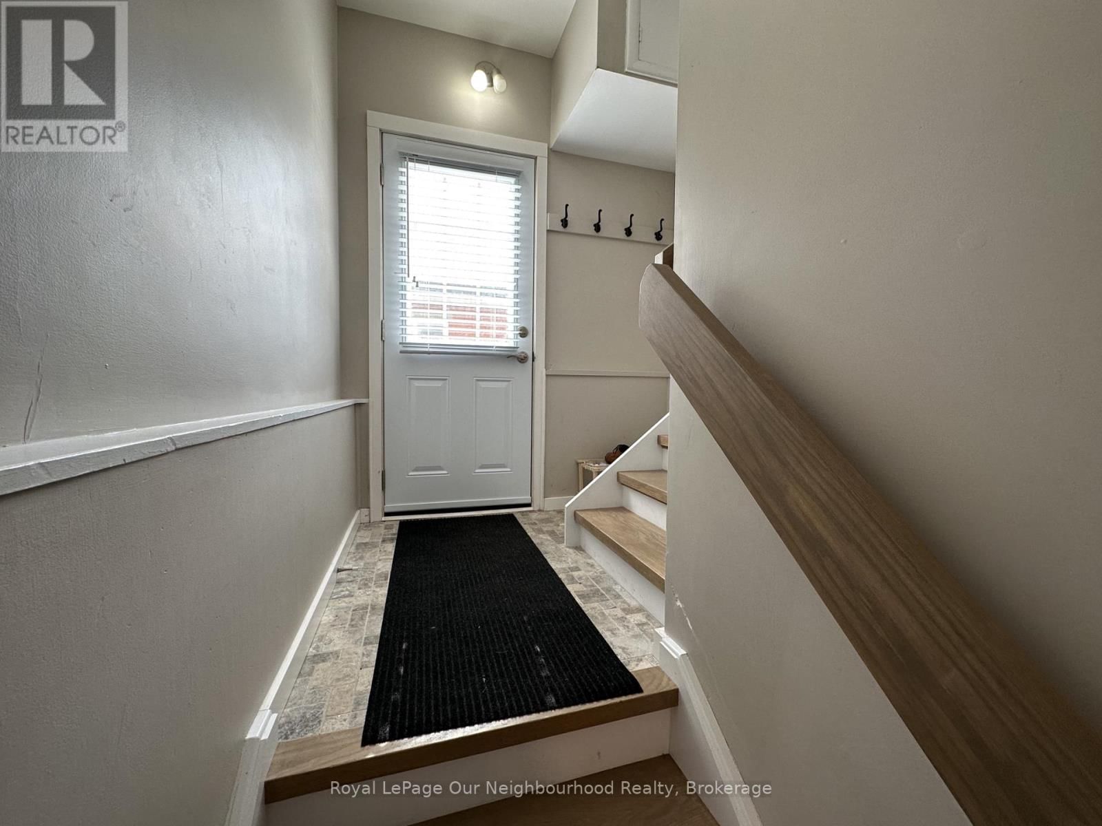 45 MAIN STREET NORTH Image 12