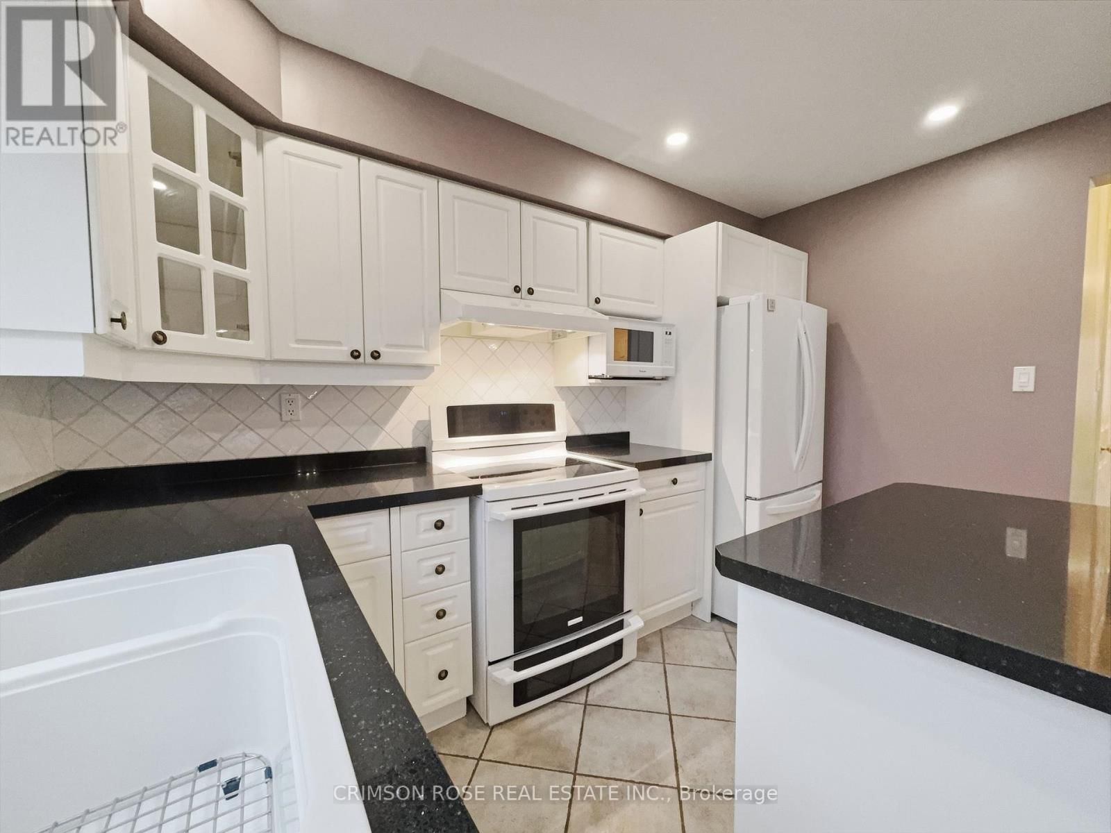 Upper - 2099 BLACKSMITH LANE Image 22