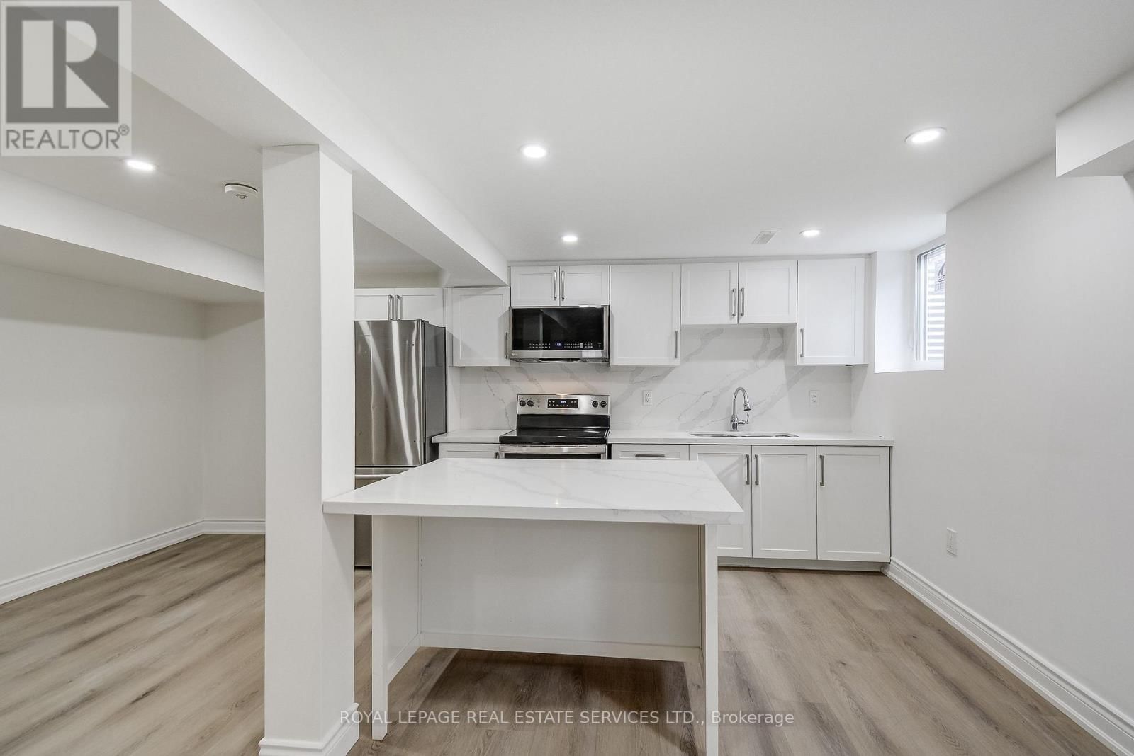 LOWER - 277 MISSISSAGA STREET Image 10