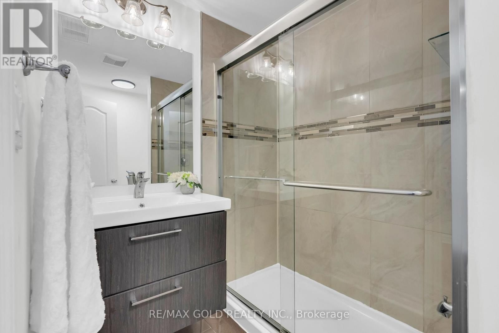 5842 QUESTMAN HOLLOW Image 38