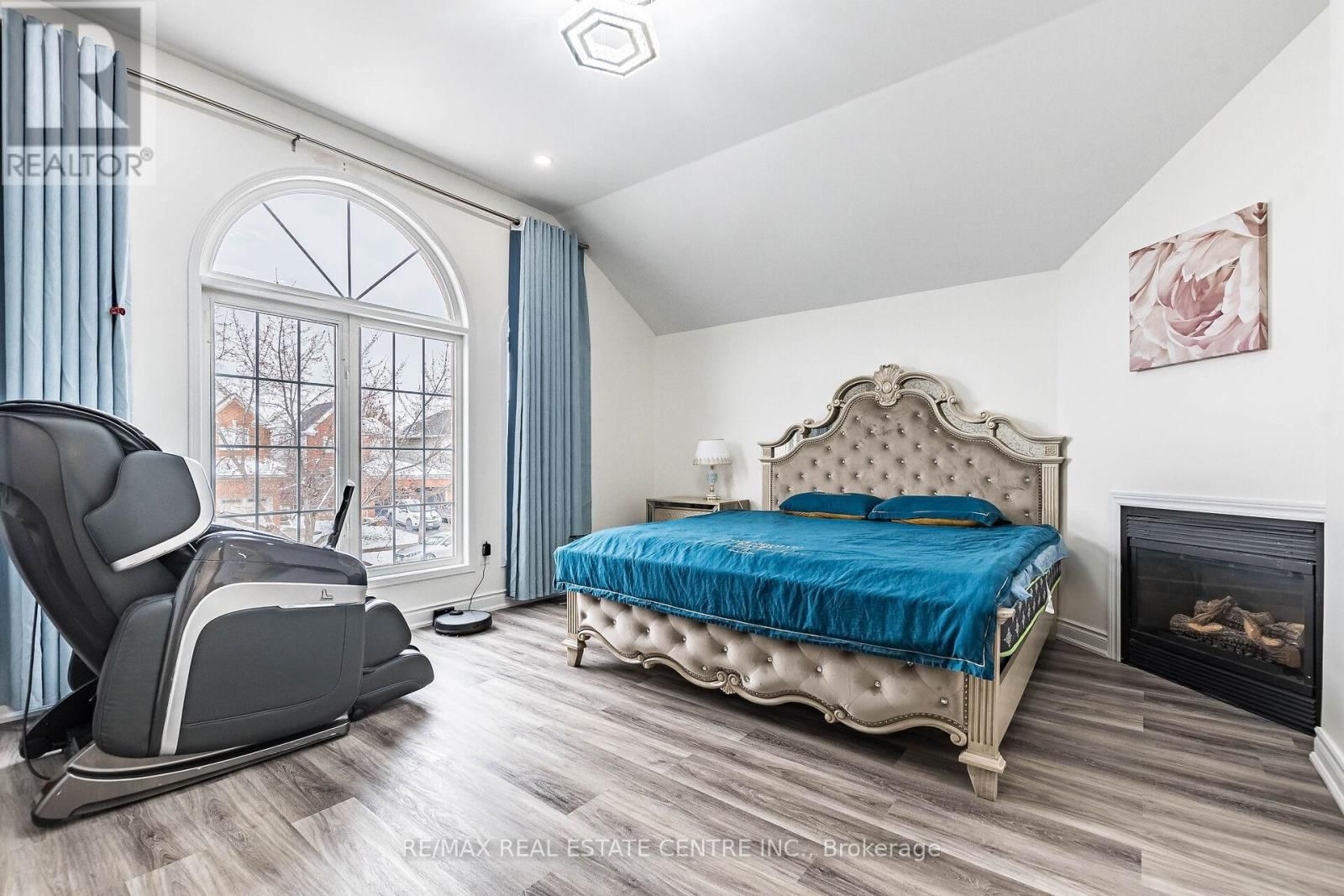 5223 RUPERTS GATE DRIVE Image 28