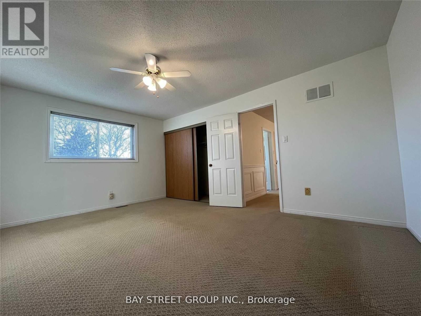 342 CARRIER LANE Image 13