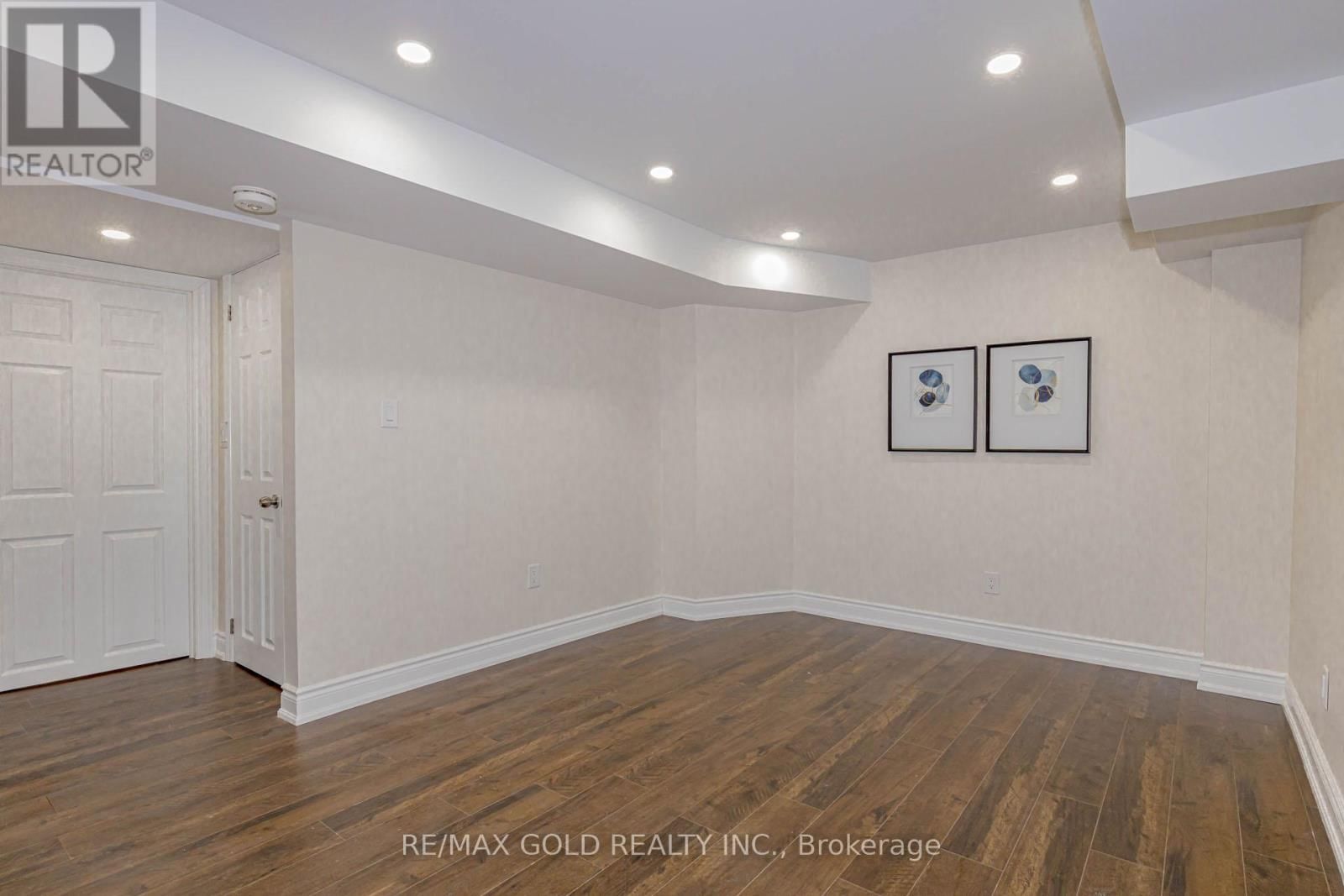 154 BRUSSELS AVENUE Image 38