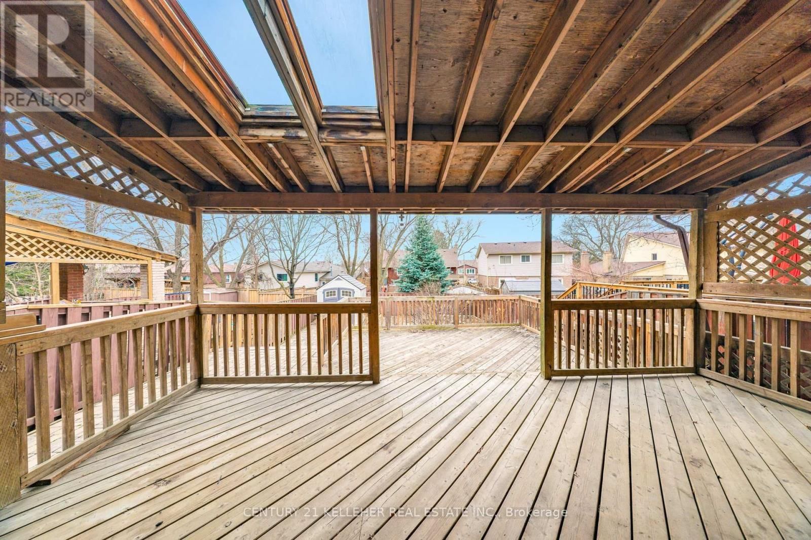 6251 ATHERLY CRESCENT Image 33