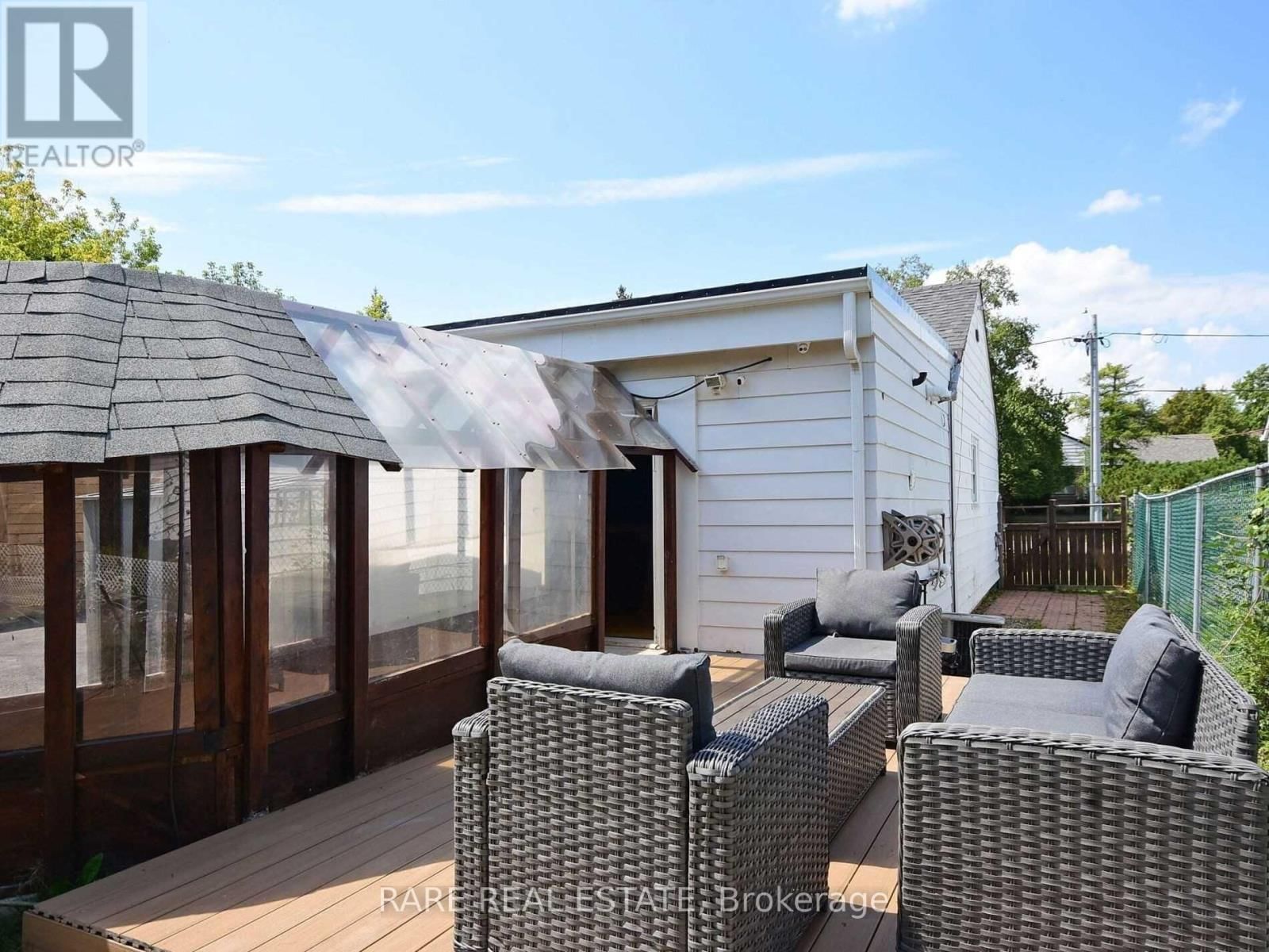 15 EASTERN AVENUE Image 26