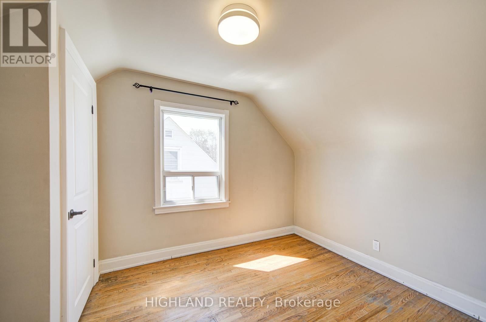 90 CLOUSTON AVENUE Image 22