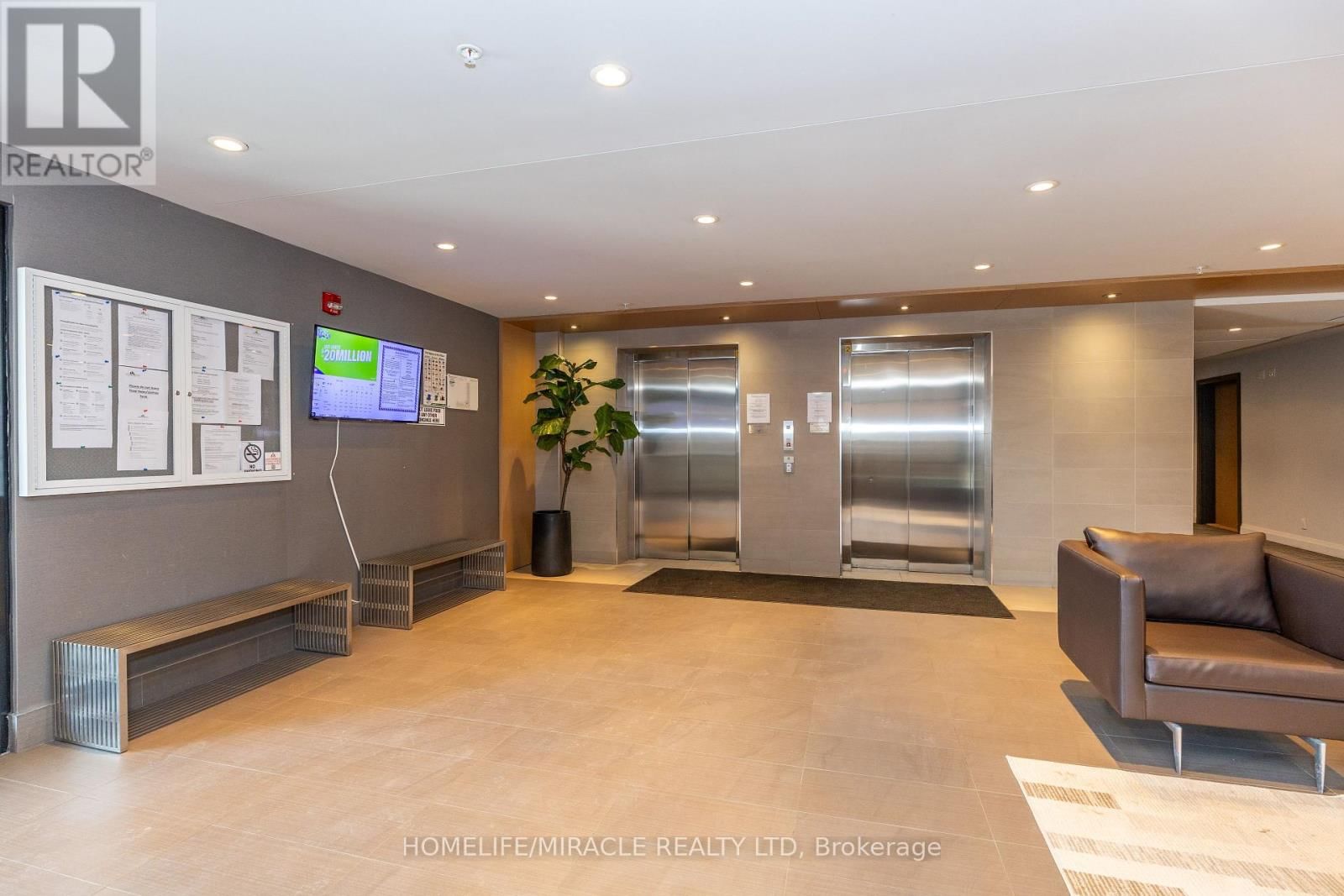 421 - 1105 LEGER WAY Image 3