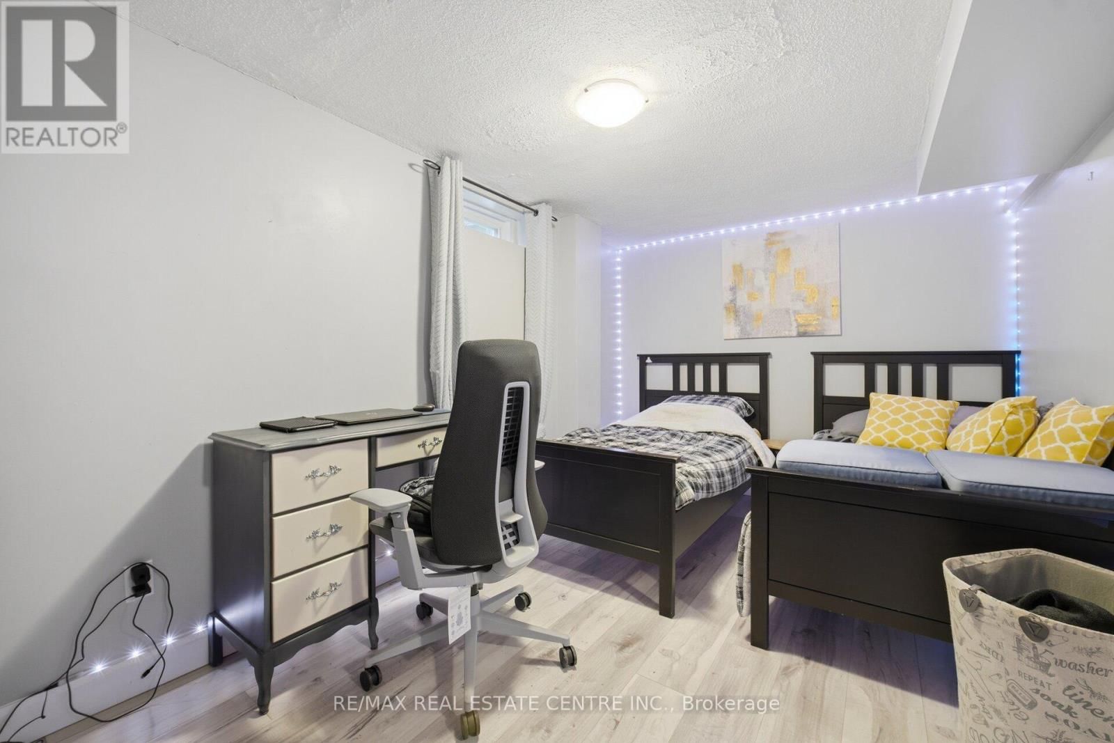 98 CASSANDER CRESCENT Image 44