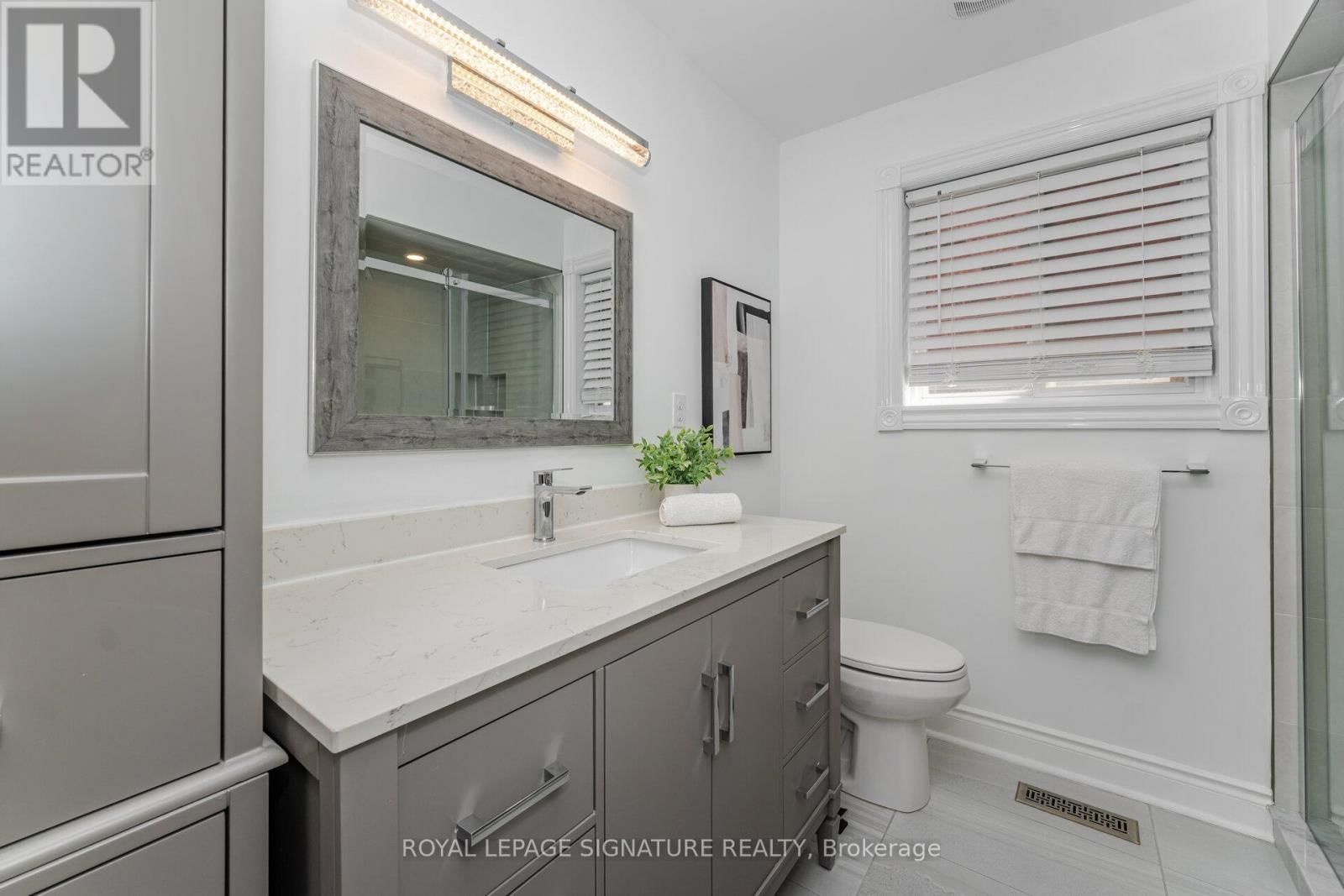 5217 FALLINGBROOK DRIVE Image 42