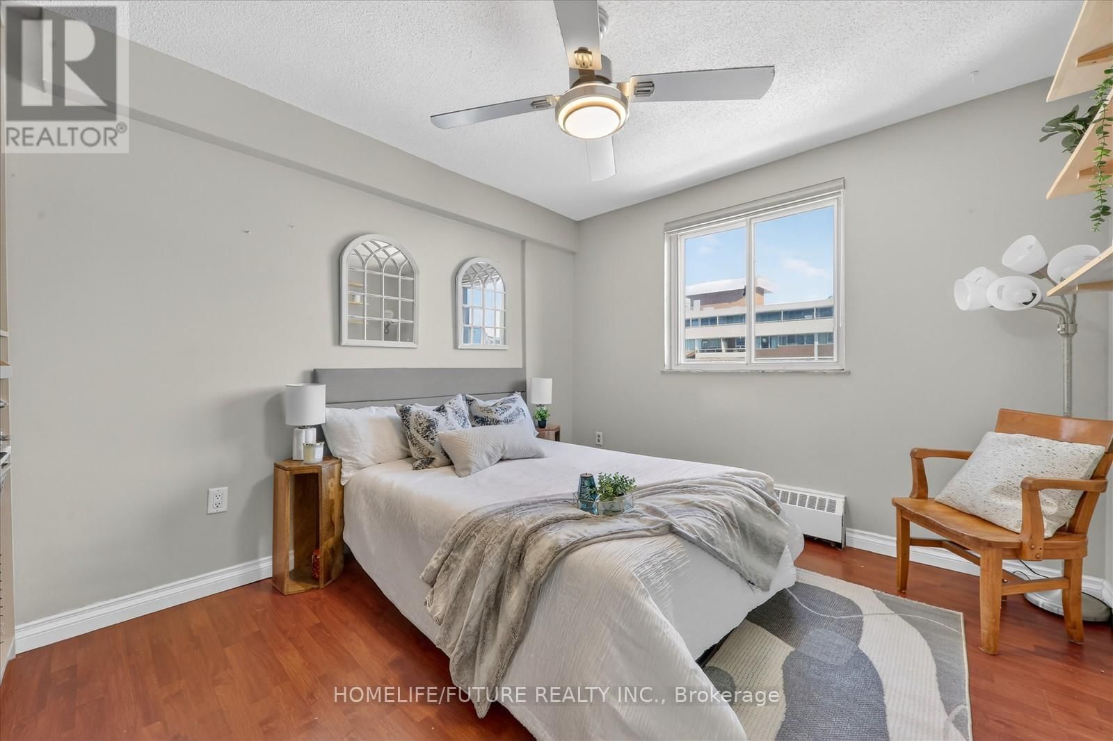 704 - 15 ELIZABETH STREET NORTH Image 21