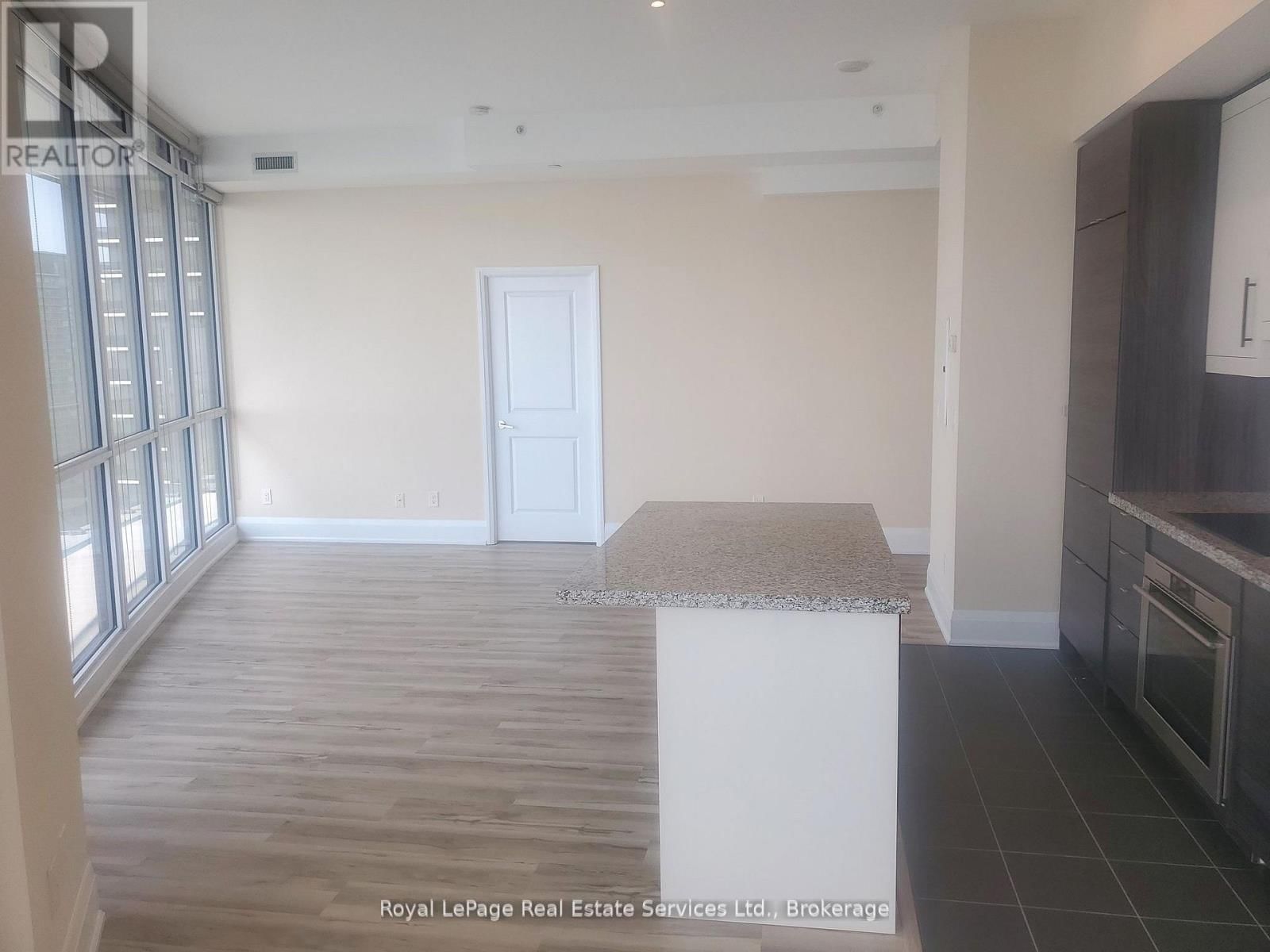 3702 - 59 ANNIE CRAIG DRIVE Image 8