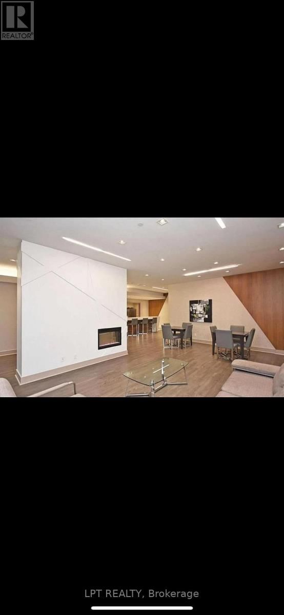 1809 - 75 EGLINTON AVENUE WEST Image 13