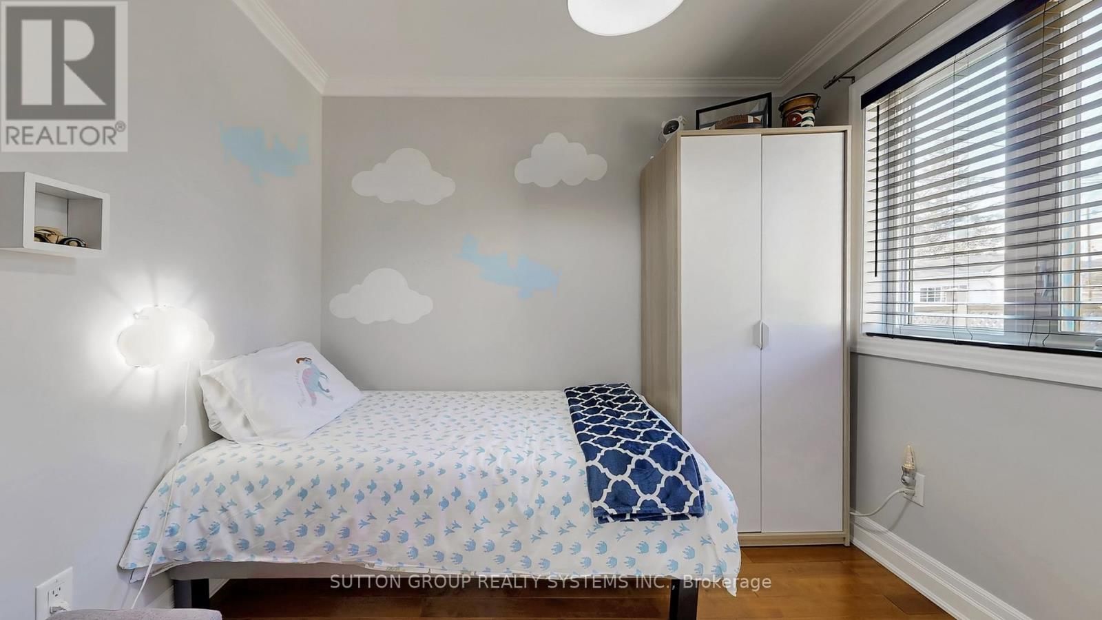 38 DONALD AVENUE Image 12