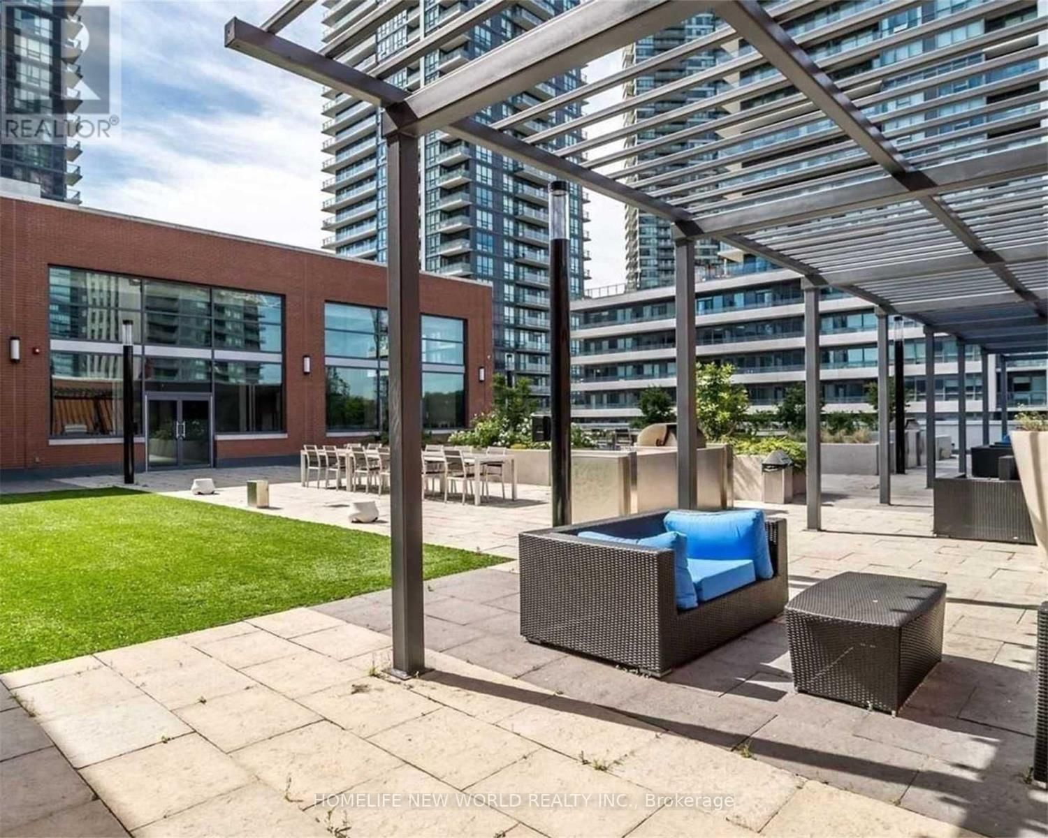 2005 - 2212 LAKE SHORE BOULEVARD WEST Image 9